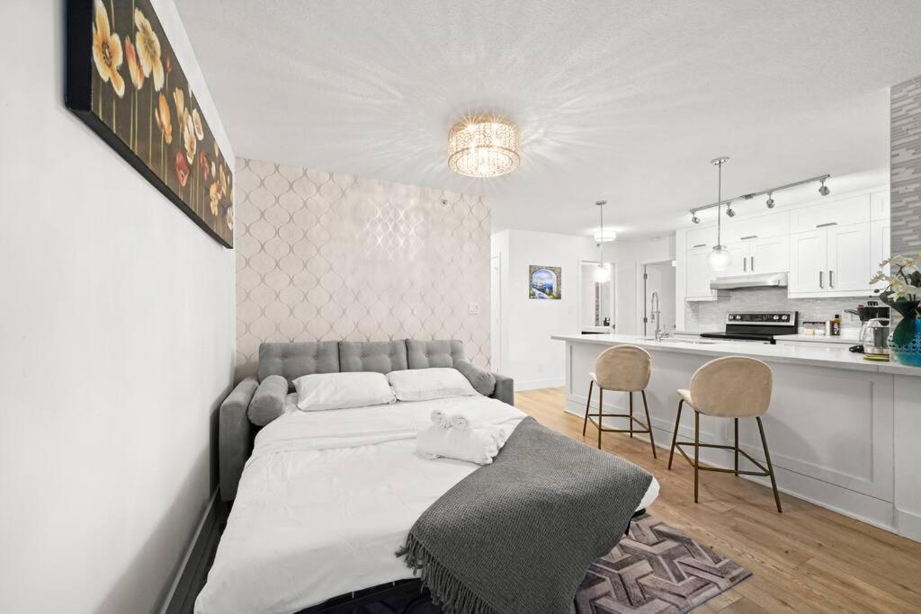Water View Condo In Downtown فانكوفر المظهر الخارجي الصورة