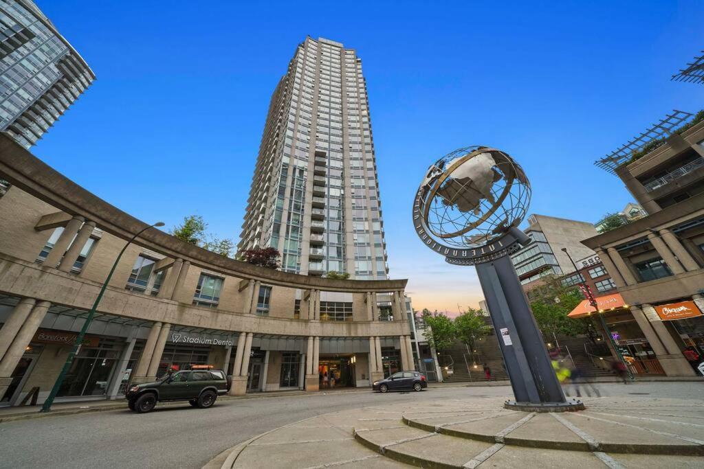 Water View Condo In Downtown فانكوفر المظهر الخارجي الصورة